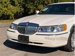2001 Lincoln Town Car (CC-2120318) for sale in Alsip, Illinois