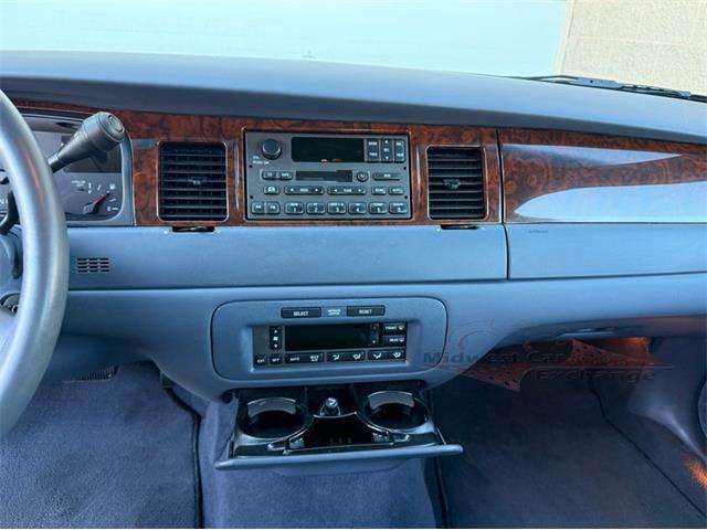 2001 Lincoln Town Car (CC-2120318) for sale in Alsip, Illinois