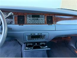 2001 Lincoln Town Car (CC-2120318) for sale in Alsip, Illinois