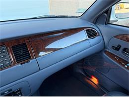 2001 Lincoln Town Car (CC-2120318) for sale in Alsip, Illinois