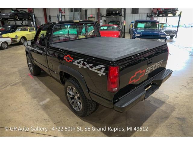 1990 Chevrolet K-1500 (CC-2120032) for sale in Kentwood, Michigan