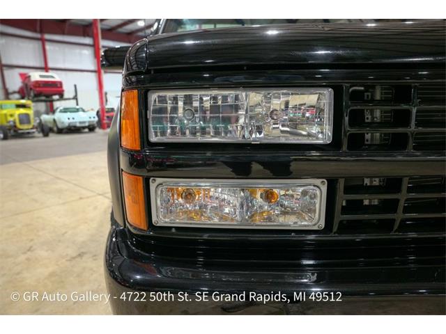 1990 Chevrolet K-1500 (CC-2120032) for sale in Kentwood, Michigan