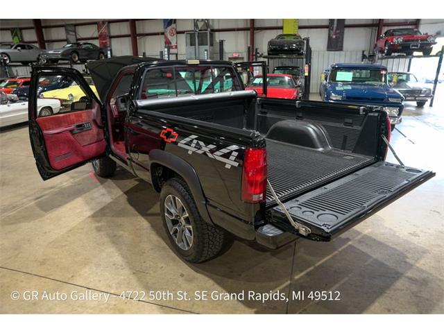 1990 Chevrolet K-1500 (CC-2120032) for sale in Kentwood, Michigan