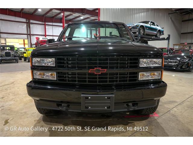 1990 Chevrolet K-1500 (CC-2120032) for sale in Kentwood, Michigan