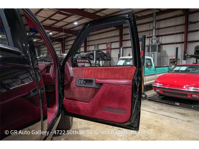 1990 Chevrolet K-1500 (CC-2120032) for sale in Kentwood, Michigan