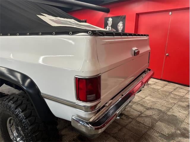 1988 Chevrolet K5 Blazer (CC-2123211) for sale in West Babylon, New York