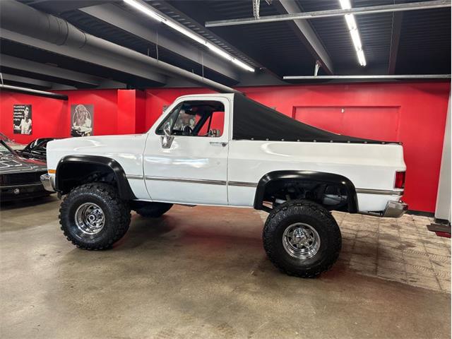 1988 Chevrolet K5 Blazer (CC-2123211) for sale in West Babylon, New York