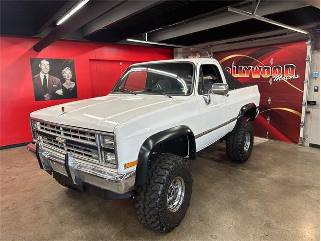 1988 Chevrolet K5 Blazer (CC-2123211) for sale in West Babylon, New York