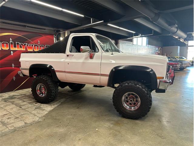 1988 Chevrolet K5 Blazer (CC-2123211) for sale in West Babylon, New York