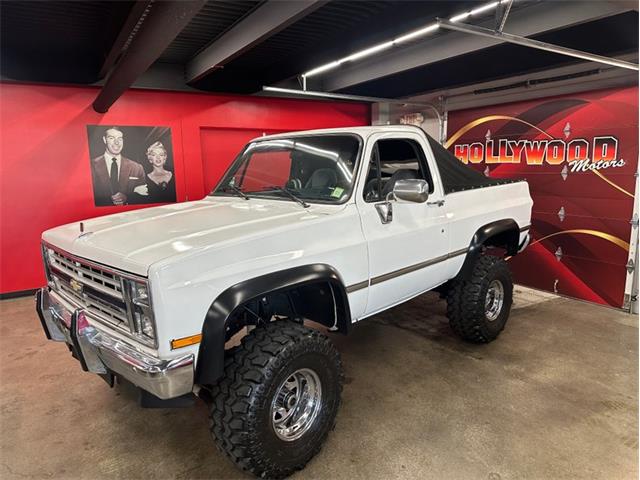1988 Chevrolet K5 Blazer (CC-2123211) for sale in West Babylon, New York