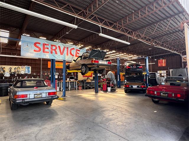 1995 Mercedes-Benz SL-Class (CC-2123232) for sale in Los Angeles, California