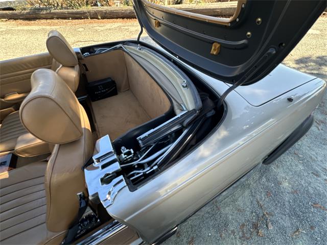 1987 Mercedes-Benz 560SL (CC-2123323) for sale in oakland, California