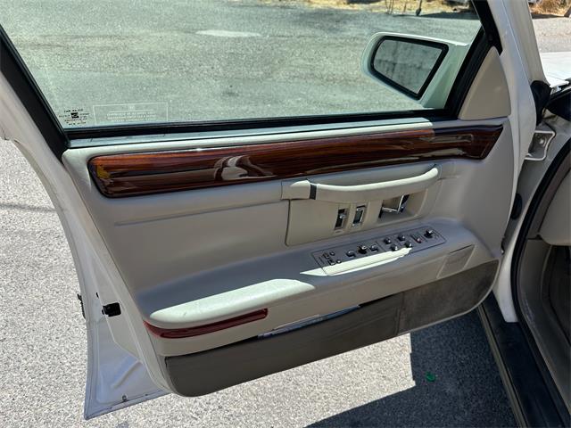 1996 Cadillac DeVille Concours (CC-2123331) for sale in oakland , California