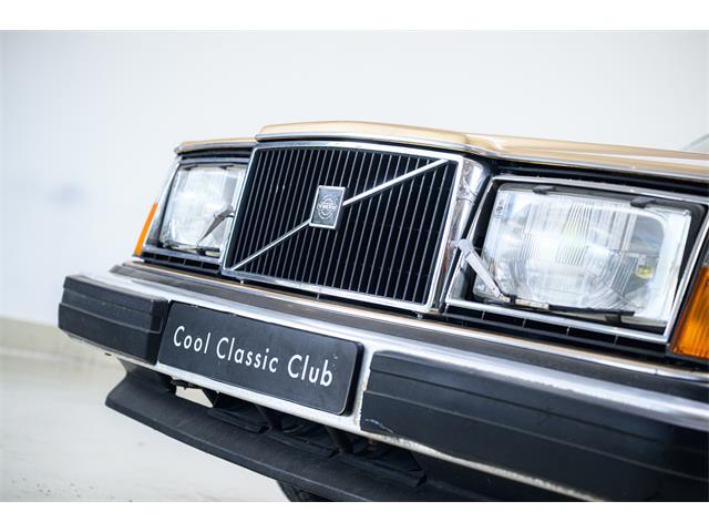 1980 Volvo 262C (CC-2120371) for sale in Naarden, Noord-Holland