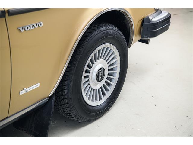 1980 Volvo 262C (CC-2120371) for sale in Naarden, Noord-Holland