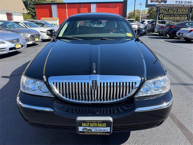 2011 Lincoln Town Car (CC-2120392) for sale in Edison, New Jersey