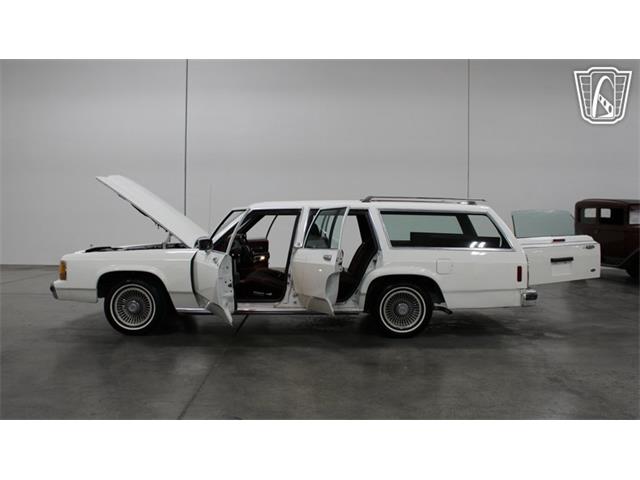 1988 Ford Crown Victoria (CC-2120598) for sale in Las Vegas, Nevada