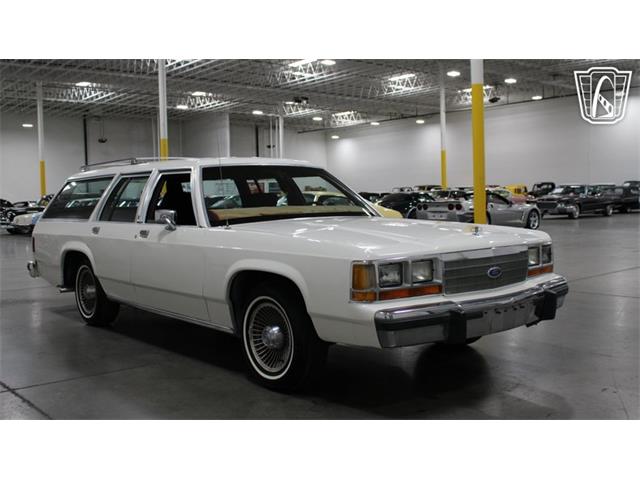 1988 Ford Crown Victoria (CC-2120598) for sale in Las Vegas, Nevada