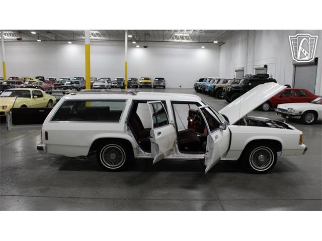 1988 Ford Crown Victoria (CC-2120598) for sale in Las Vegas, Nevada