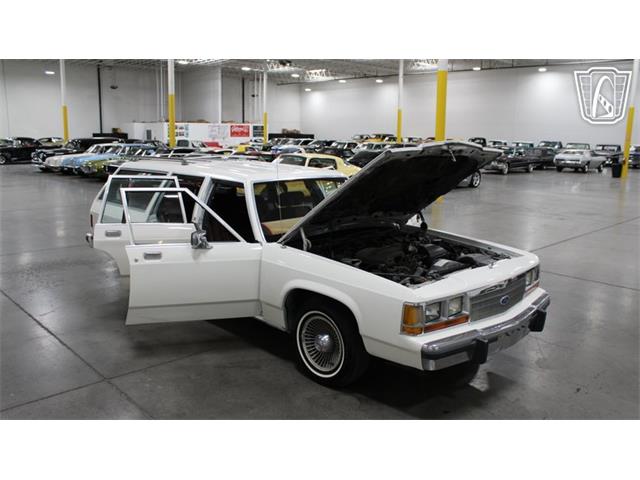 1988 Ford Crown Victoria (CC-2120598) for sale in Las Vegas, Nevada