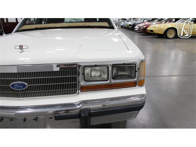 1988 Ford Crown Victoria (CC-2120598) for sale in Las Vegas, Nevada