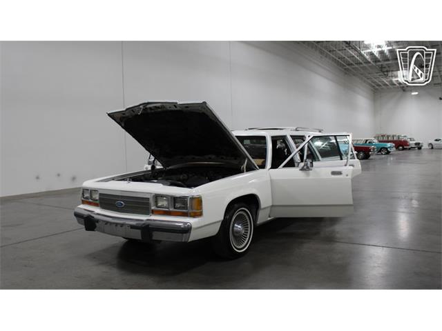 1988 Ford Crown Victoria (CC-2120598) for sale in Las Vegas, Nevada