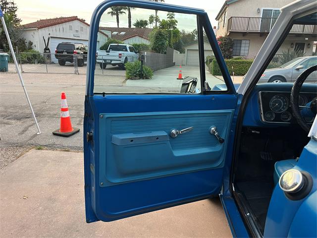 1972 Chevrolet C20 (CC-2120857) for sale in SANTA BARBARA, California