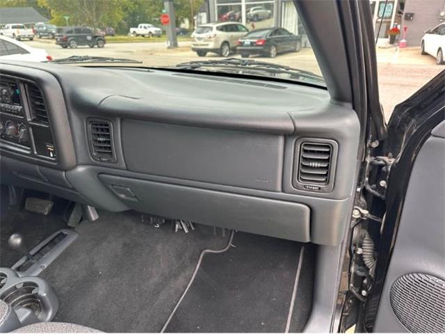2002 Chevrolet Silverado (CC-2120970) for sale in Cadillac, Michigan
