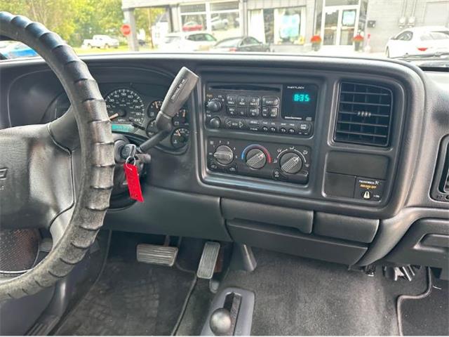 2002 Chevrolet Silverado (CC-2120970) for sale in Cadillac, Michigan