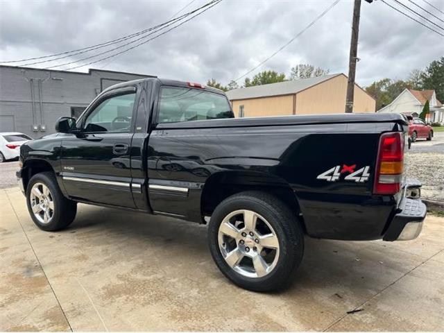 2002 Chevrolet Silverado (CC-2120970) for sale in Cadillac, Michigan