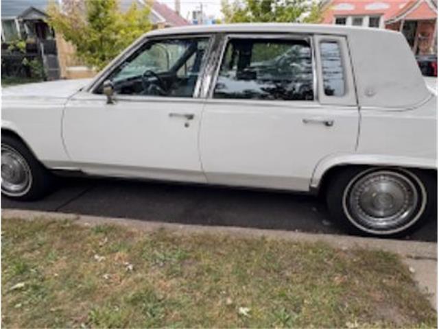 1991 Cadillac Brougham (CC-2120978) for sale in Cadillac, Michigan