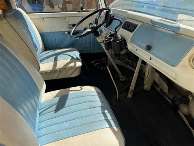1969 Volkswagen Bus (CC-2120986) for sale in Cadillac, Michigan