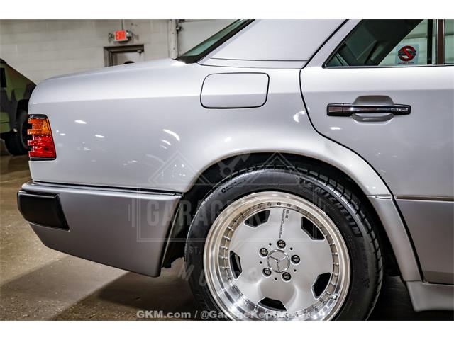 1992 Mercedes-Benz 500 (CC-2120997) for sale in Grand Rapids, Michigan
