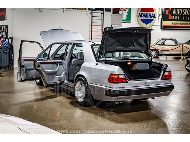 1992 Mercedes-Benz 500 (CC-2120997) for sale in Grand Rapids, Michigan