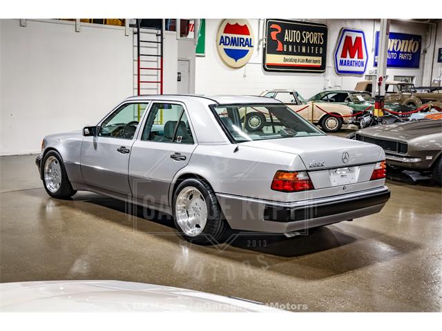 1992 Mercedes-Benz 500 (CC-2120997) for sale in Grand Rapids, Michigan