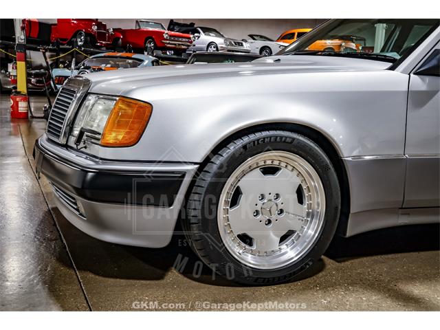 1992 Mercedes-Benz 500 (CC-2120997) for sale in Grand Rapids, Michigan
