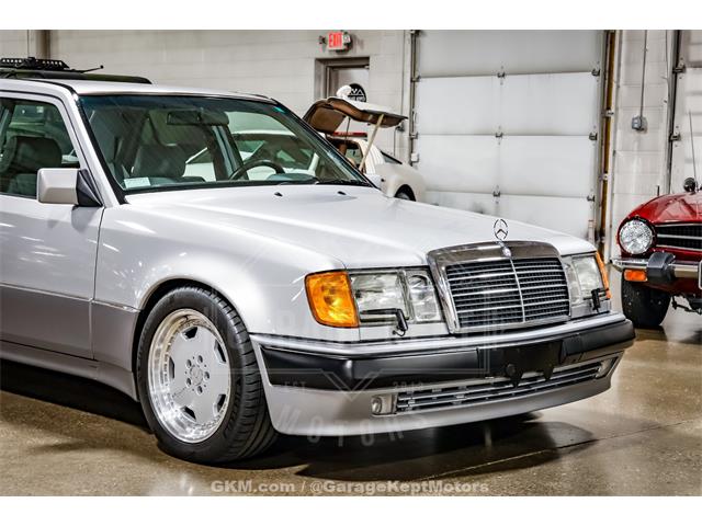 1992 Mercedes-Benz 500 (CC-2120997) for sale in Grand Rapids, Michigan