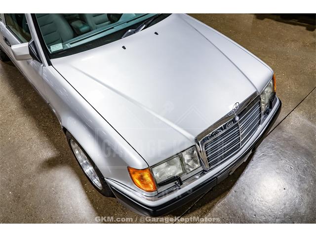 1992 Mercedes-Benz 500 (CC-2120997) for sale in Grand Rapids, Michigan