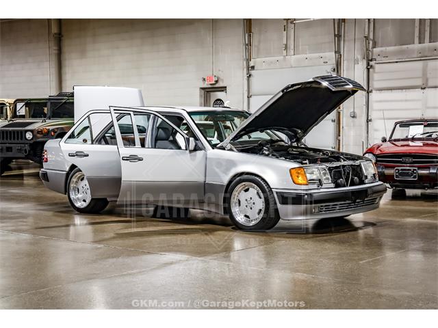 1992 Mercedes-Benz 500 (CC-2120997) for sale in Grand Rapids, Michigan