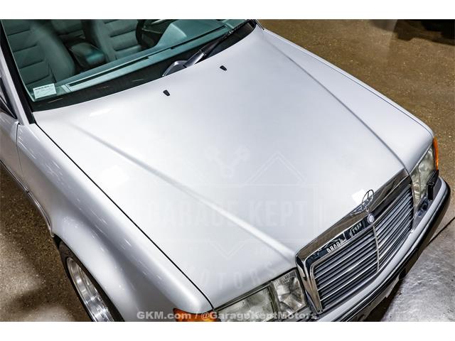 1992 Mercedes-Benz 500 (CC-2120997) for sale in Grand Rapids, Michigan