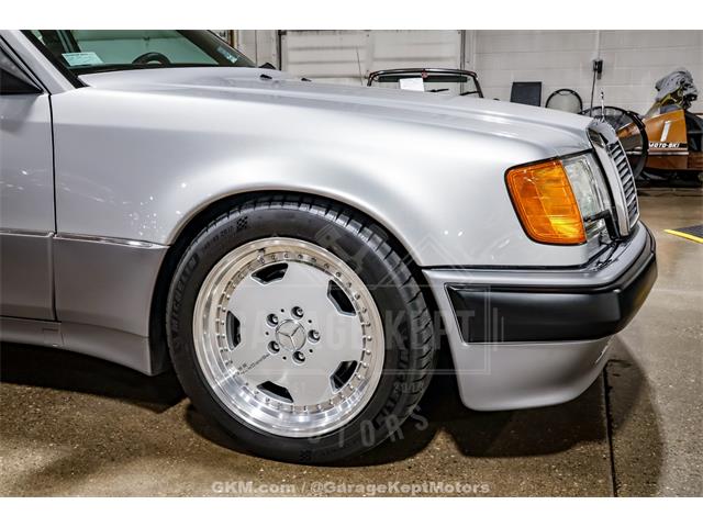 1992 Mercedes-Benz 500 (CC-2120997) for sale in Grand Rapids, Michigan
