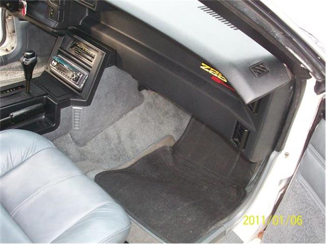1992 Chevrolet Camaro Z28 (CC-263866) for sale in Alhambra, California