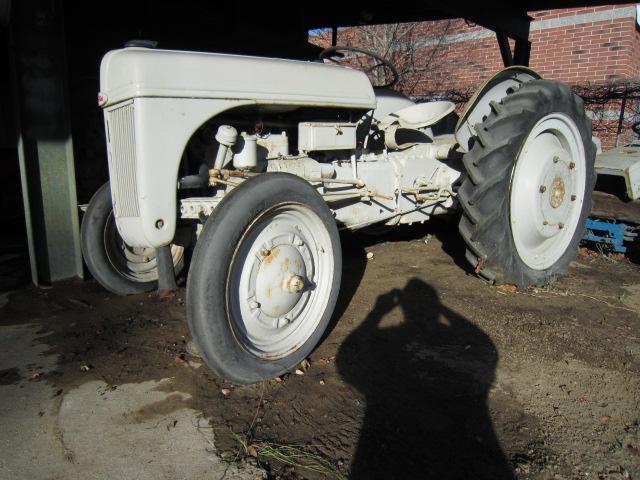 1940 Ford Tractor (CC-551666) for sale in Tifton, Georgia