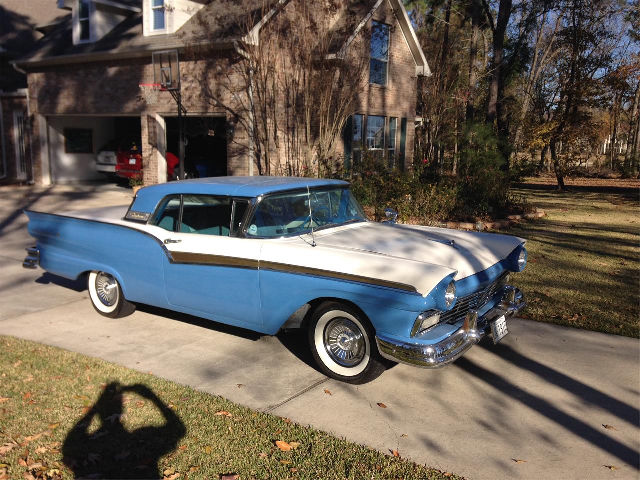 Ford fairlane 500 skyliner