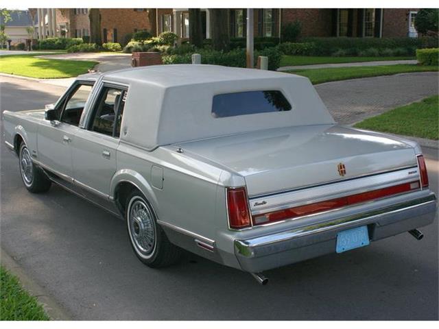 Lincoln town car 1987