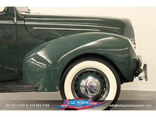 Ford Coupé STD V8 1939 USD 40000