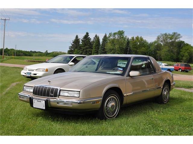 1992 Buick Riviera (CC-679940) for sale in Watertown, Minnesota