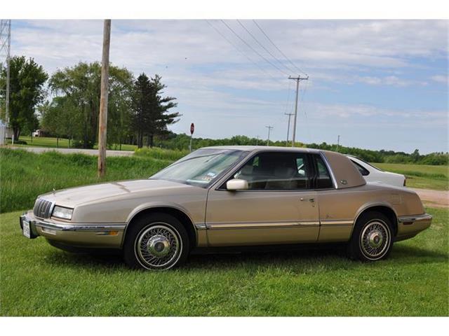 1992 Buick Riviera (CC-679940) for sale in Watertown, Minnesota