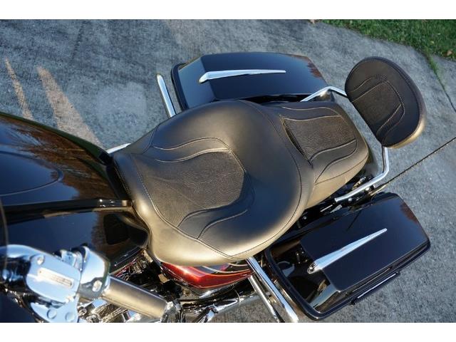 2011 Harley-Davidson CVO Street Glide (CC-691176) for sale in Solon, Ohio