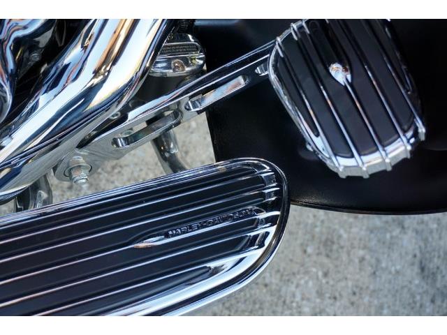 2011 Harley-Davidson CVO Street Glide (CC-691176) for sale in Solon, Ohio